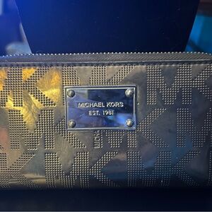 Michael Kors Metallic Gold Wallet